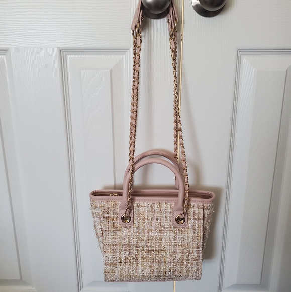 Handbag - Picture 2 of 8